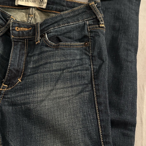 Abercrombie and Fitch Super Skinny Jeans - Picture 3 of 8